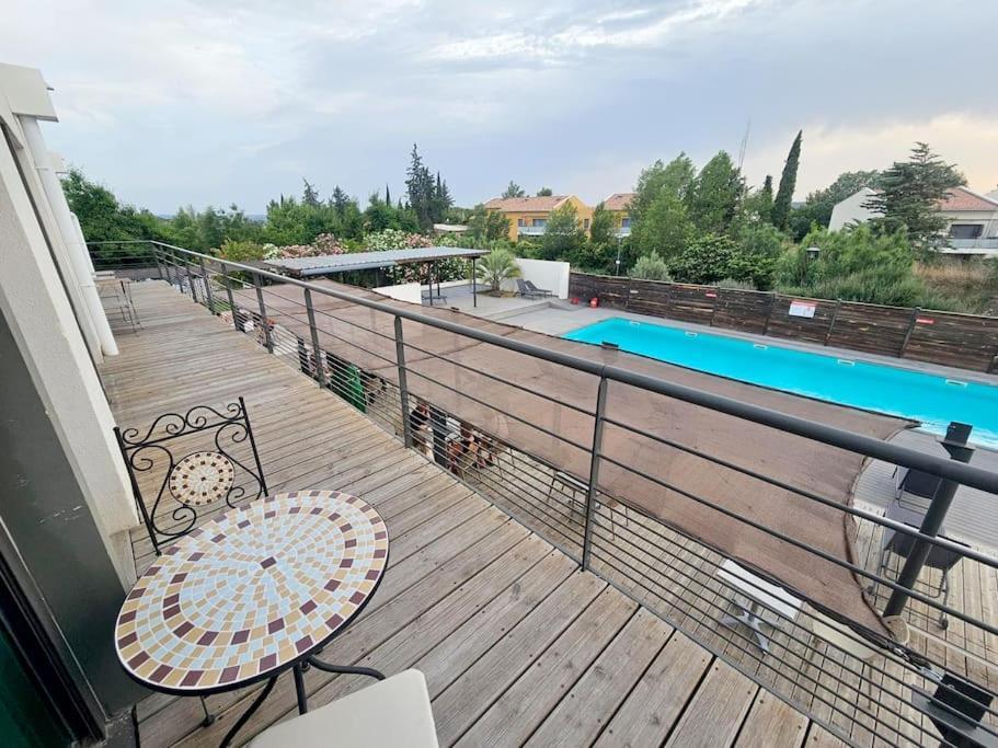 Éguilles 104 Douce Provence Au Calme Face A La Piscine 아파트 외부 사진